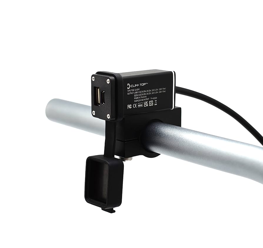 USB充電器 Amazon.co.jp: TOYOTA トヨタ車系用USB充電器 QC3.0×2急速充電